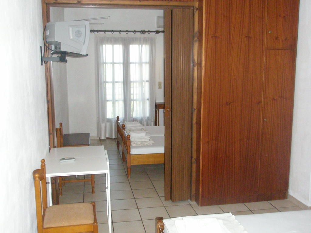 Viki Studios And Apartments Skala Potamias  Zimmer foto