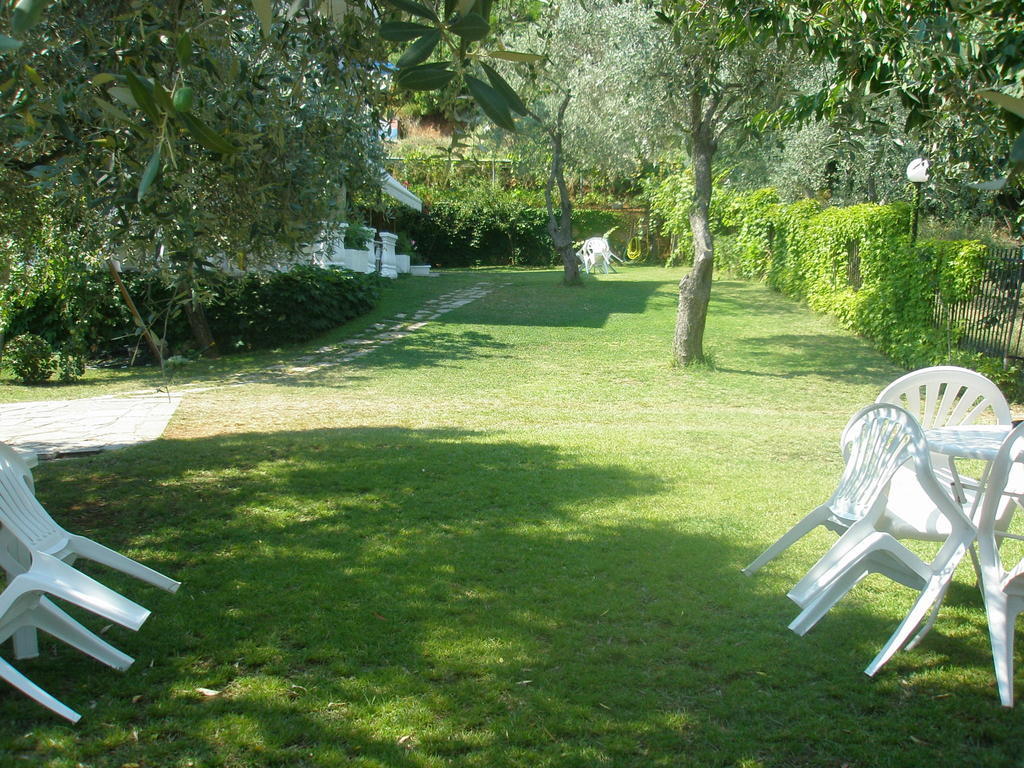 Viki Studios And Apartments Skala Potamias  Exterior foto