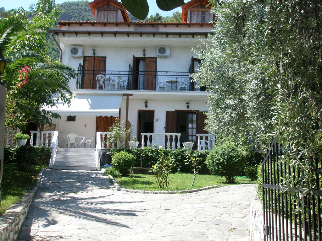 Viki Studios And Apartments Skala Potamias  Exterior foto